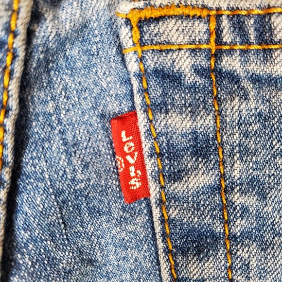 Levi's 550 Relaxed Boot Cut sz 8L Women's Jeans Medium Wash EUC - Picture 9 of 12